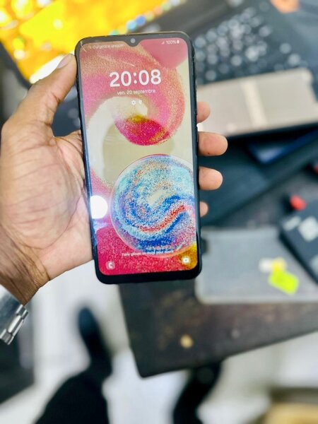 SAMSUNG A04E