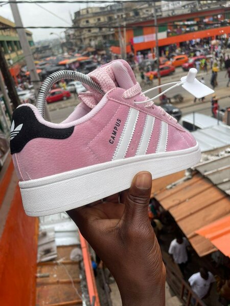 Adidas campus