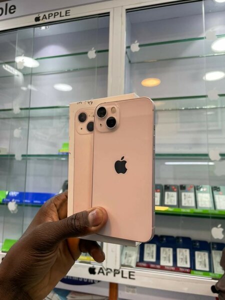 iPhone 13
