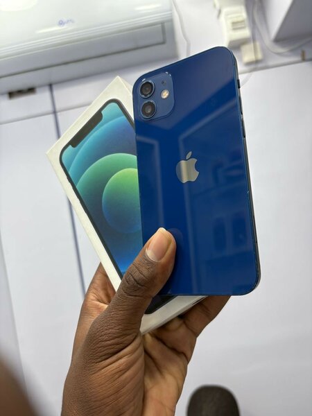 iPhone 12