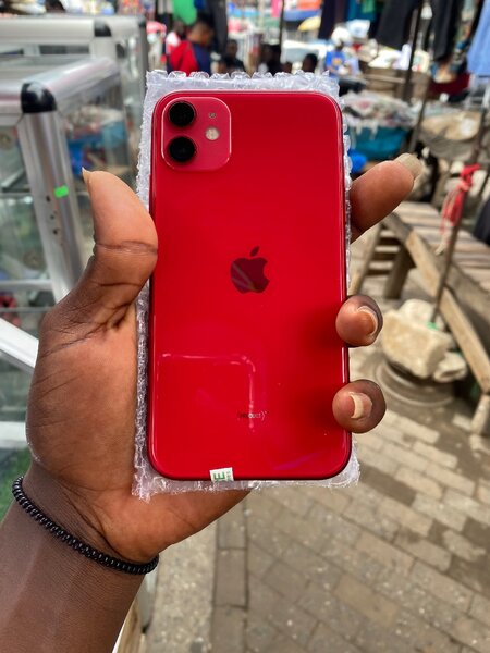 iPhone 11