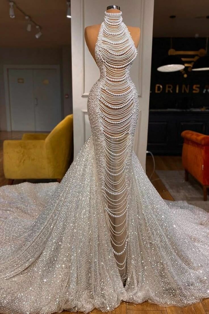 Women's wedding dress