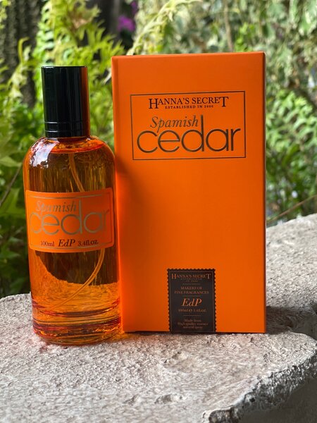 Hannah Secret perfumes