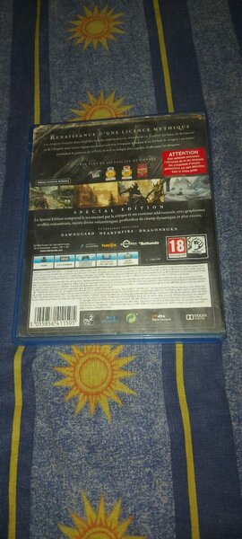 Cd ps4 (skyrim)