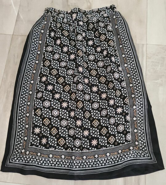 Ann Taylor Foulard Waist Pocket Skirt With Side Slits