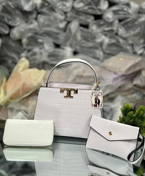 Rich Aunty bags