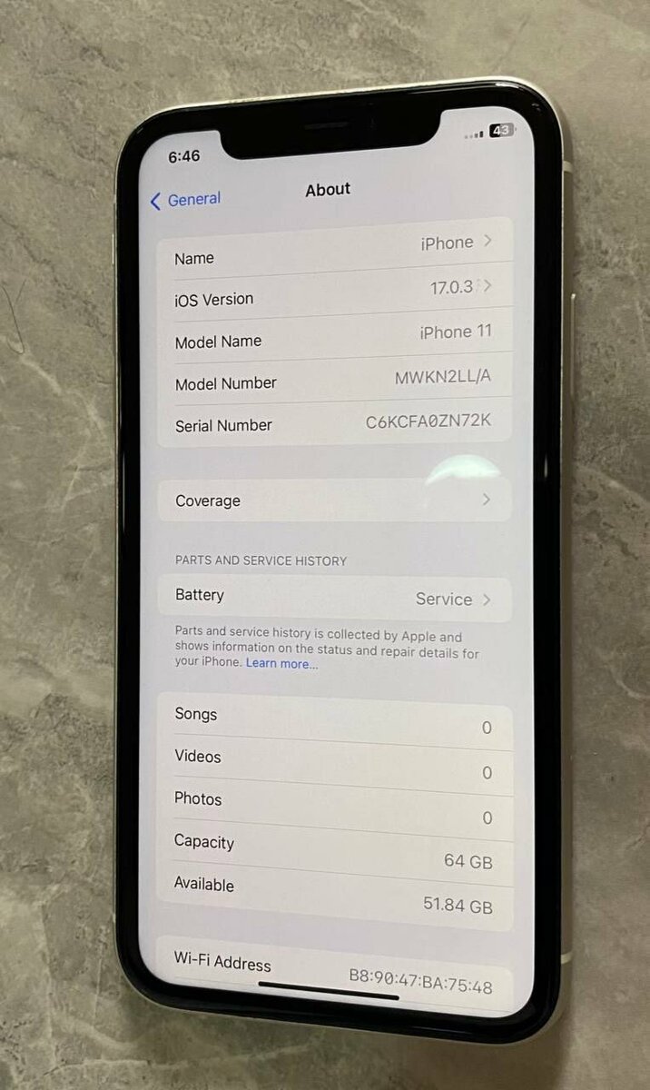 iPhone11    64gig