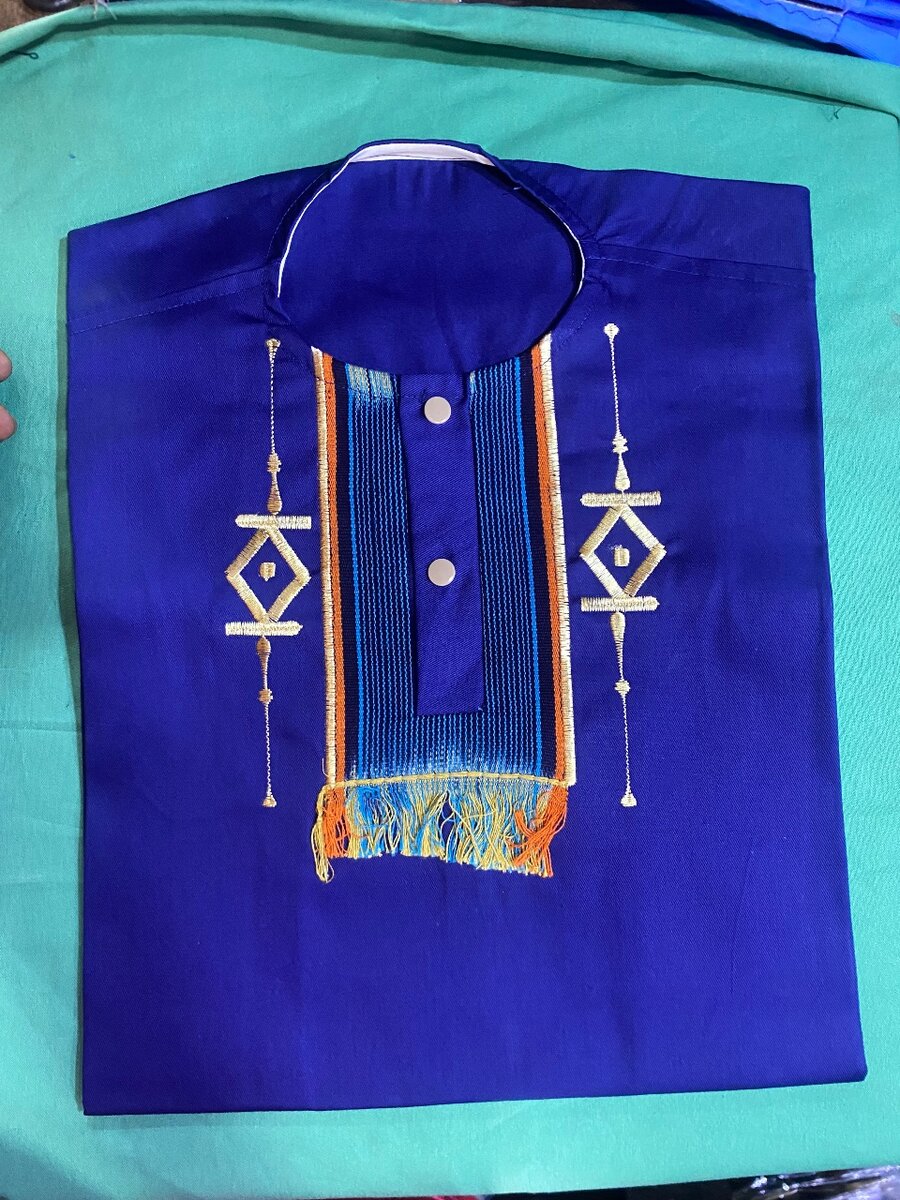 Chemise traditionnelle brodée homme