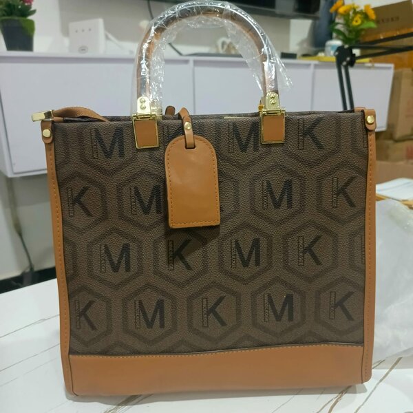 Sizeable ladies bag