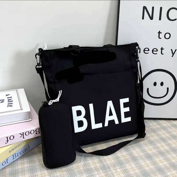 Tote bags