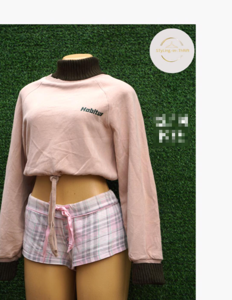 sweatshirt