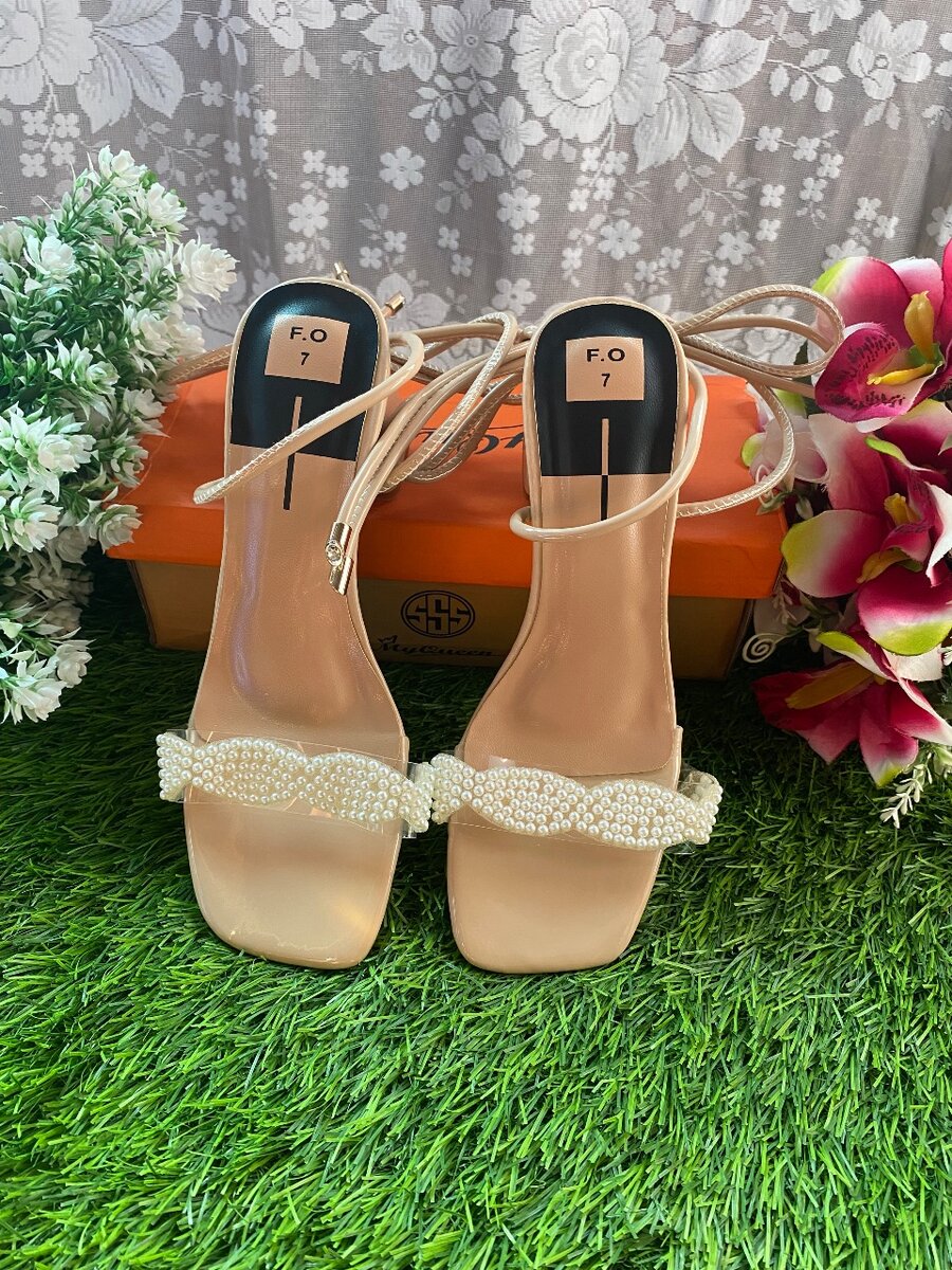 Nice heels here.