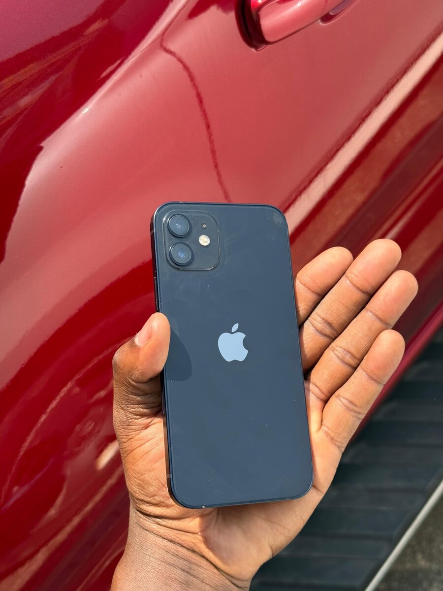 iPhone 12
