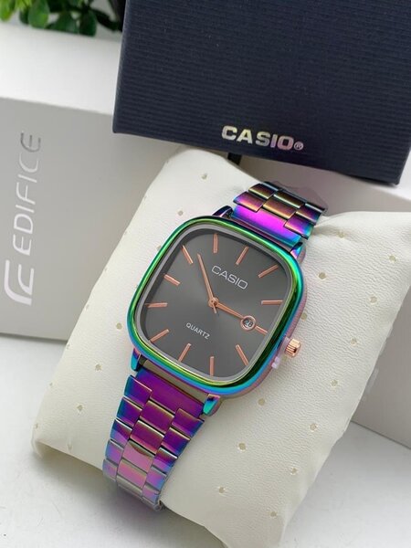 Nixon watch
