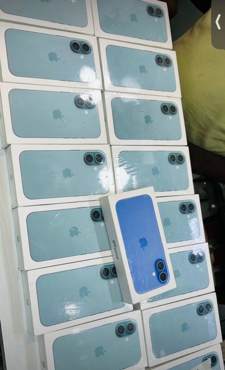 iPhone 16