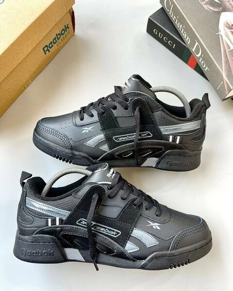 REEBOK CLASSIC