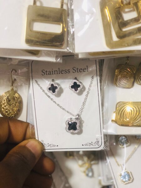 Jewelry set
