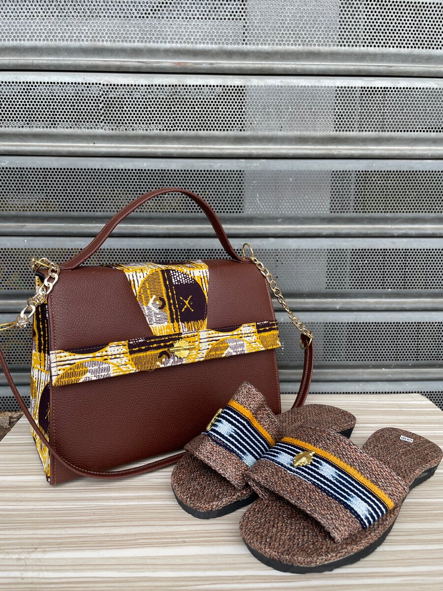 Sac Ensemble et Sandales Éthniques