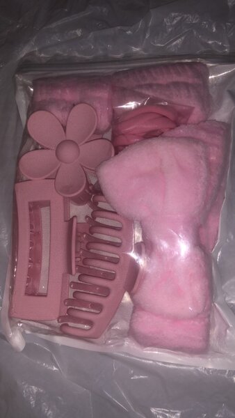 Set accessoires cheveux rose doux