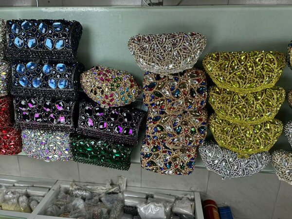 CLUTCH BAGS