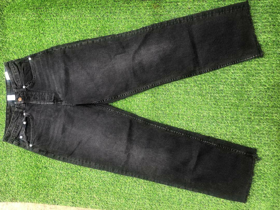 Boyfriend Jean's