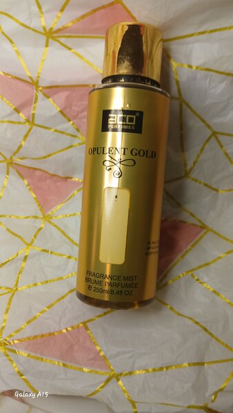 Opulence gold
