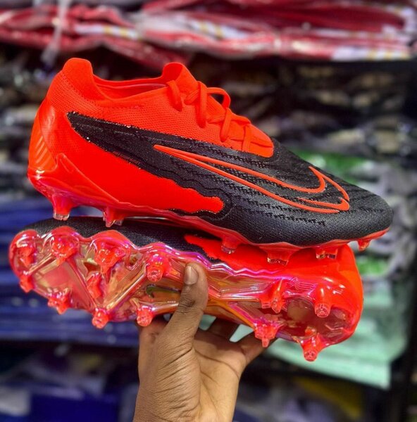PAIRE DE MAGRE NIKE
