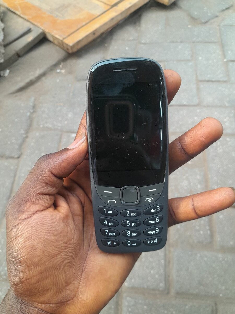 Nokia 6310