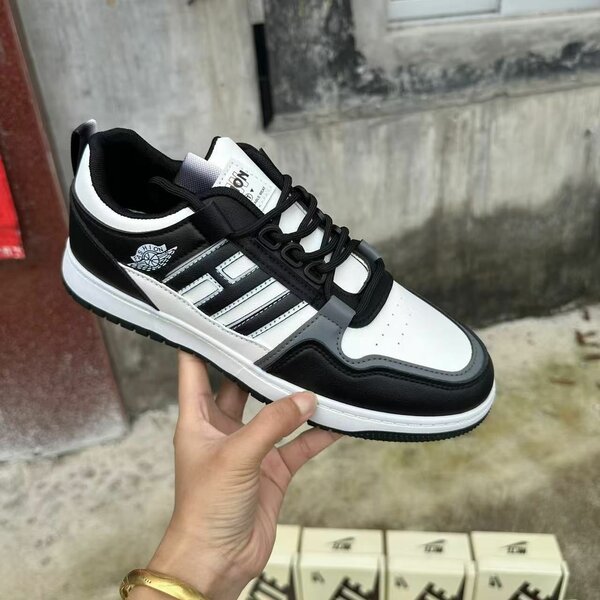 Men's shoes