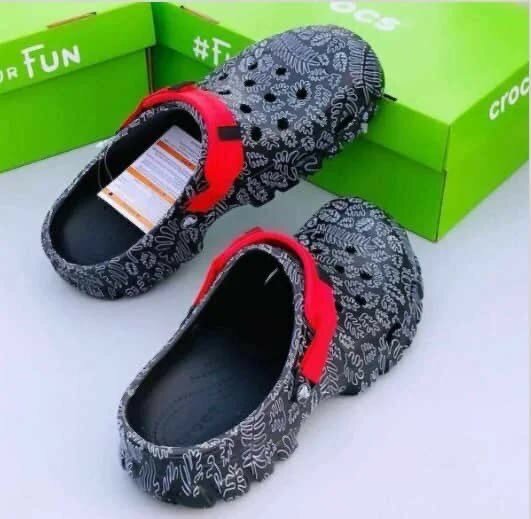 CROCS