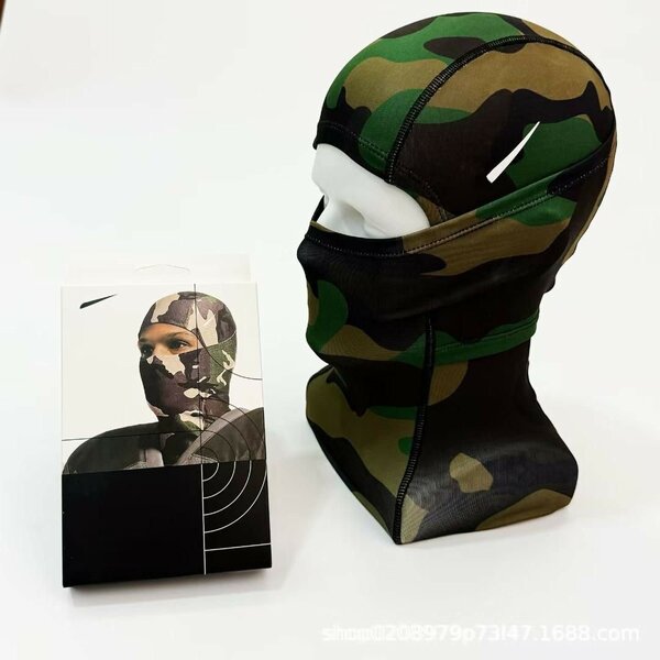 Nike Pro Therma-FIT Cagoule
