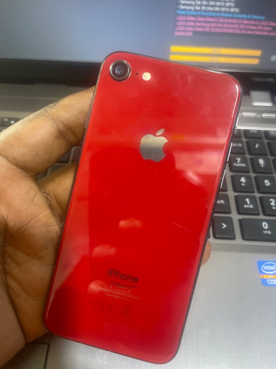 iPhone 8 et 7plus Samsung A04E