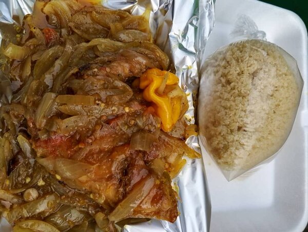 Attièke avec poulet sauté