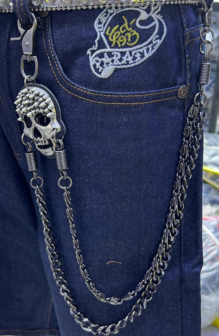 CHAINS