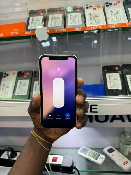 iPhone 11