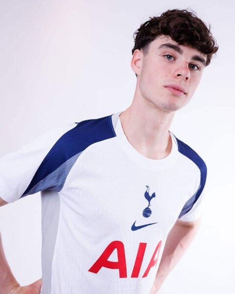 Tottenham domicile 25/26