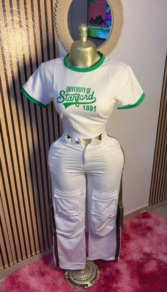 Ensemble T-shirt et Pantalon Cargo