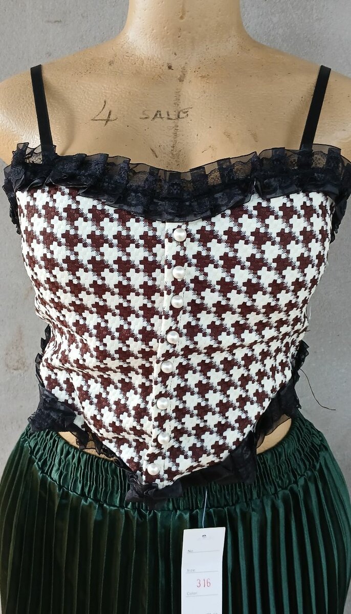 Fancy tops