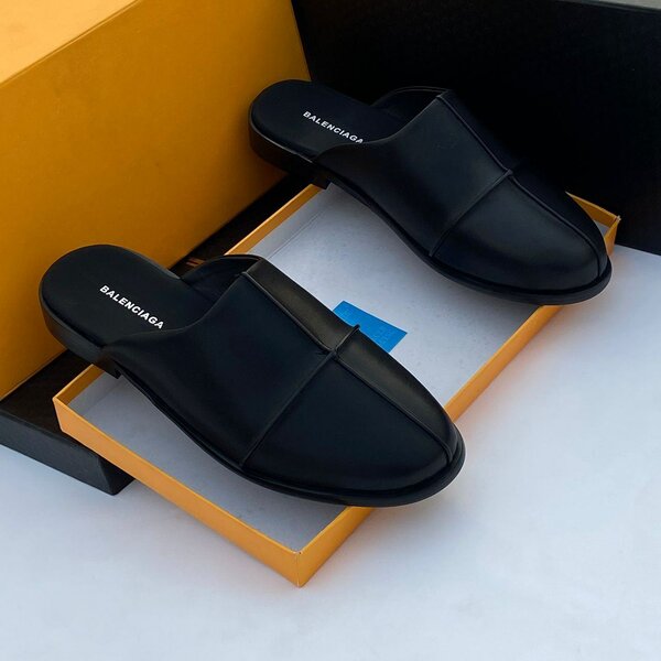 Men half shoes