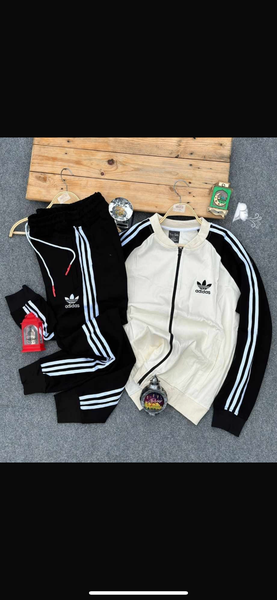 Survêtement adidas
