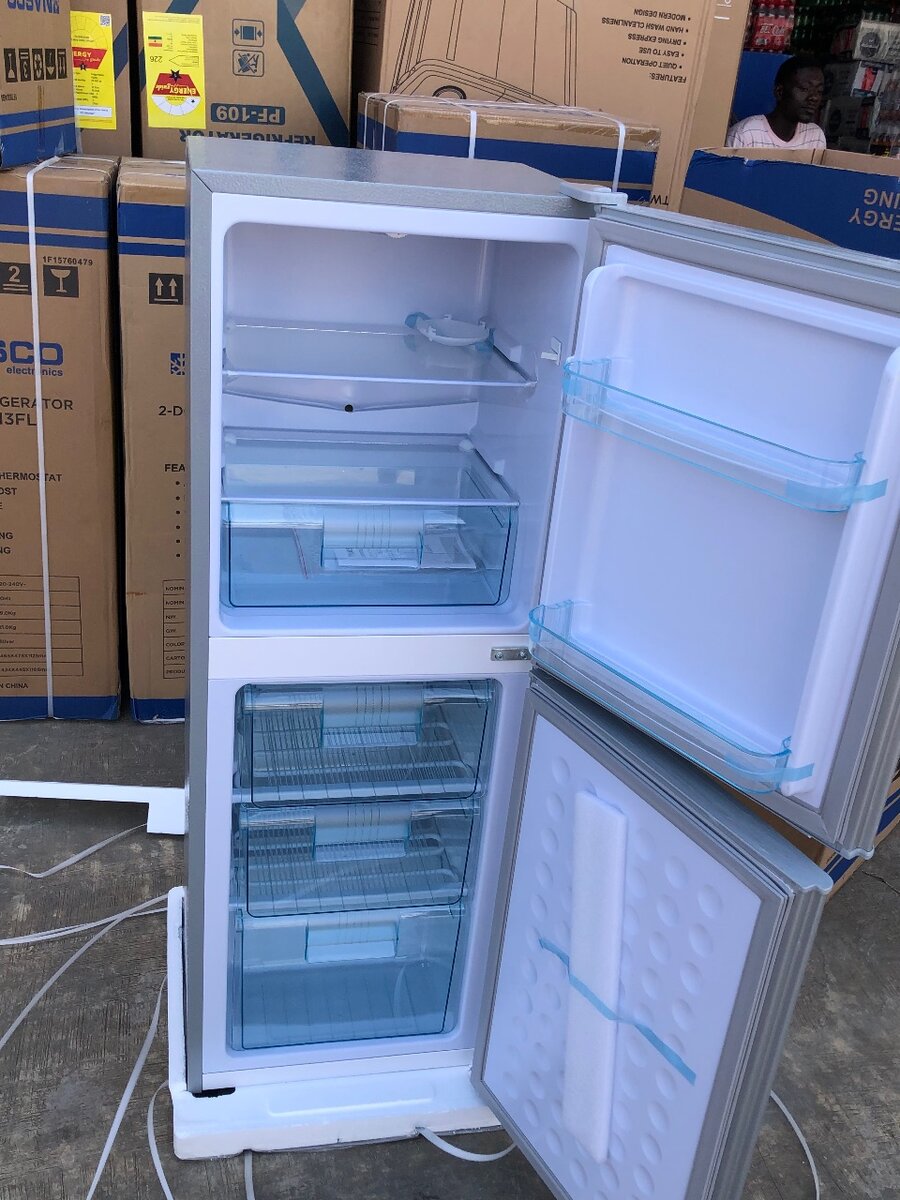 Refrigerator
