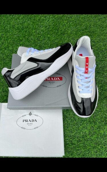Baskets Prada