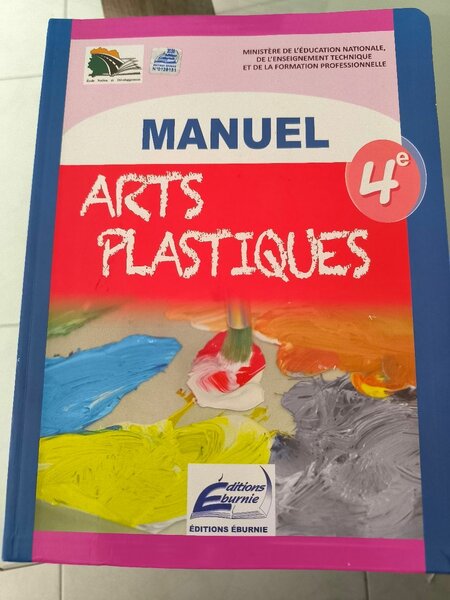 Manuel Arts Plastiques 4e