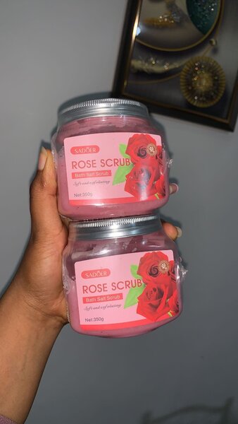 Sadoer Body Scrub