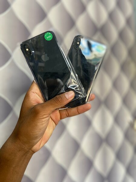 iPhone X