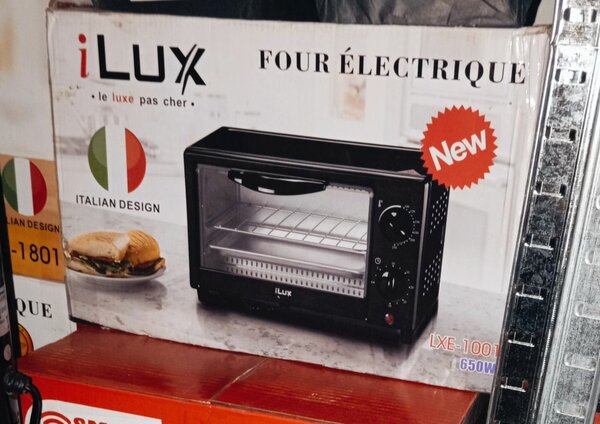 Four électrique iLux 650W