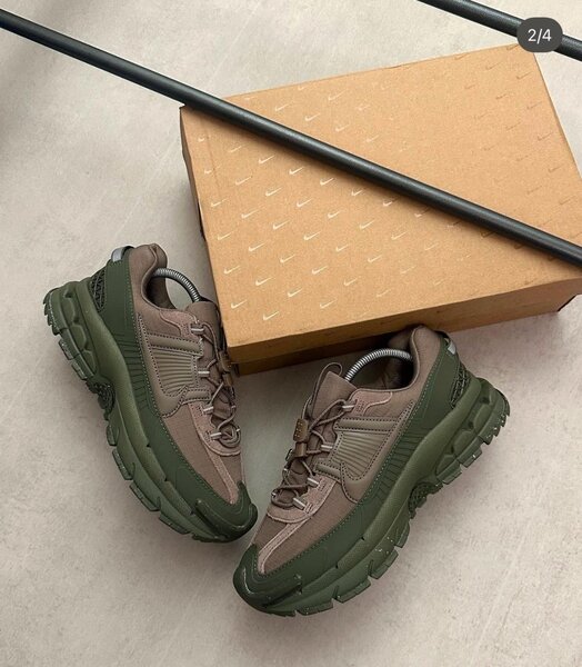 NIKE CLASSIC