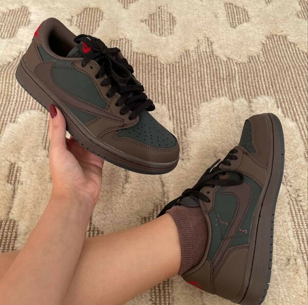 Travis Scott low