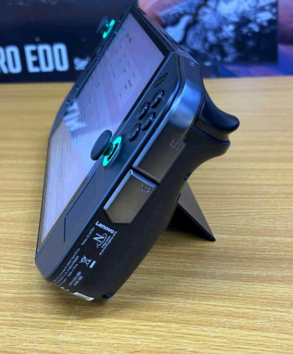 Console portable Lenovo Legion