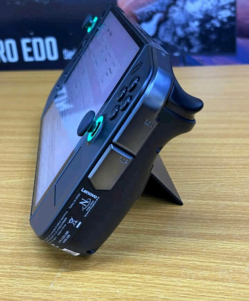 Console portable Lenovo Legion